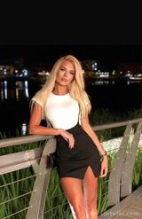 Миниатюра Индивидуалка Твоя Шлюшка Фестивальный Фотография 
