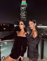 Миниатюра Индивидуалка Сестрички  Центральный Фотография 