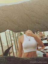 Миниатюра Массажистка Anna Фестивальный Фотография 
