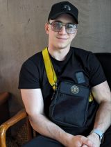 Миниатюра Мужчина Антон Фотография 